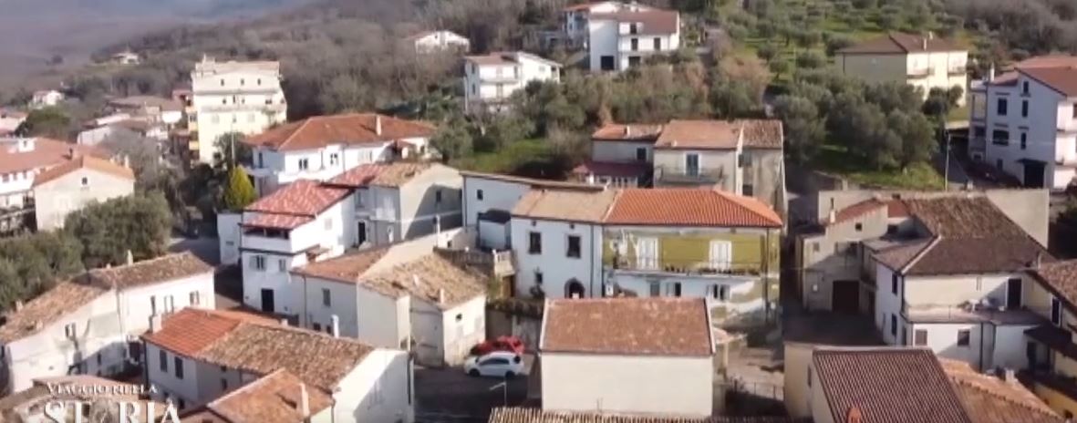 LA RISIGNIFICAZIONE ARBËRESHË NON È UN BELVEDERE një i bënur i rij, nëngë ësht dëritsor i motitë